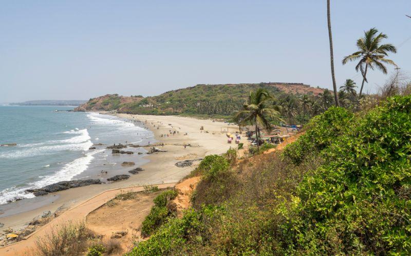 Anjuna Beach (Best Places To Visit In Goa For Couples)