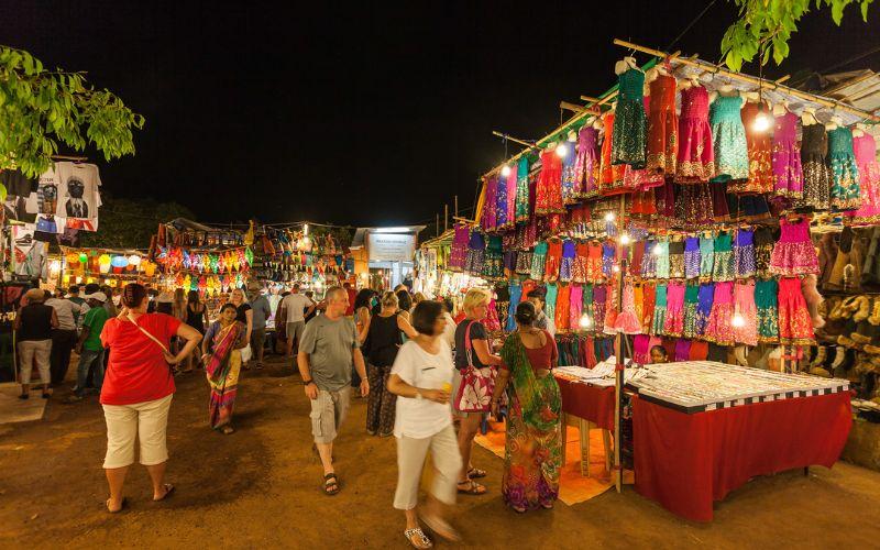 Anjuna Beach Flea Market (Best Shopping Markets in Goa)