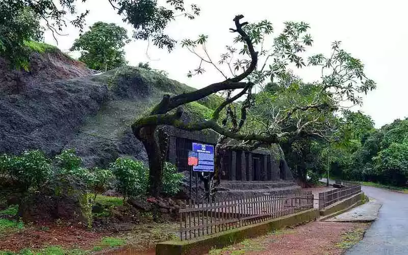Arvalem Caves (Hidden Places in Goa)