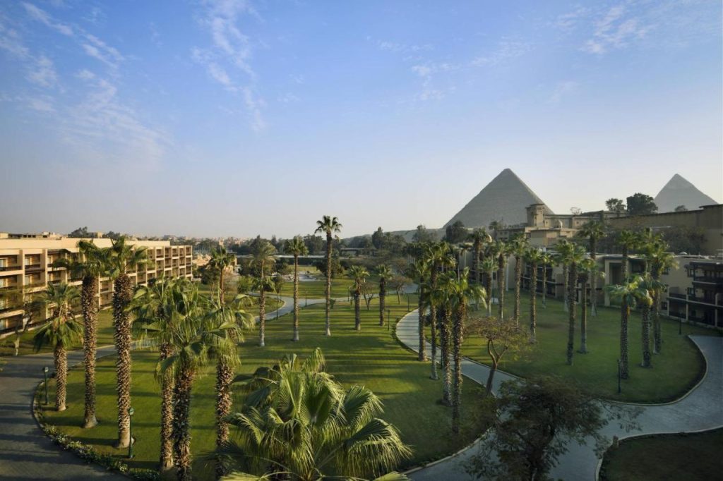 Discover Egypt: Top 5 Hotels for an unforgettable stay.