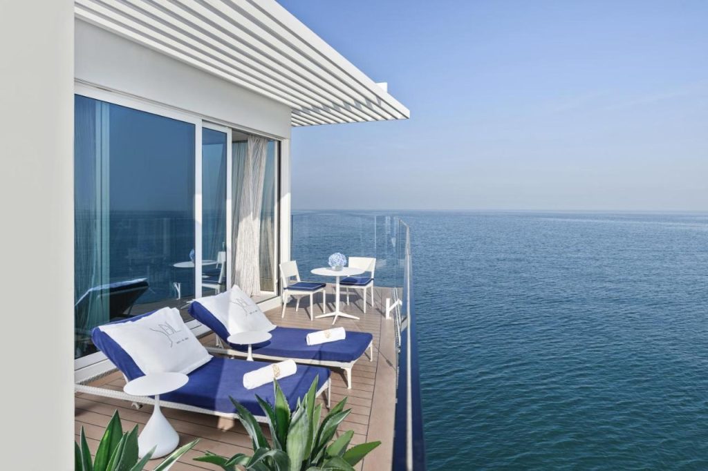Discover Dubai: Top 5 Hotels for a Luxurious Stay