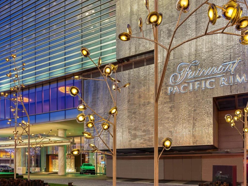 Discover Vancouver: Top 5 Hotels for an unforgettable stay